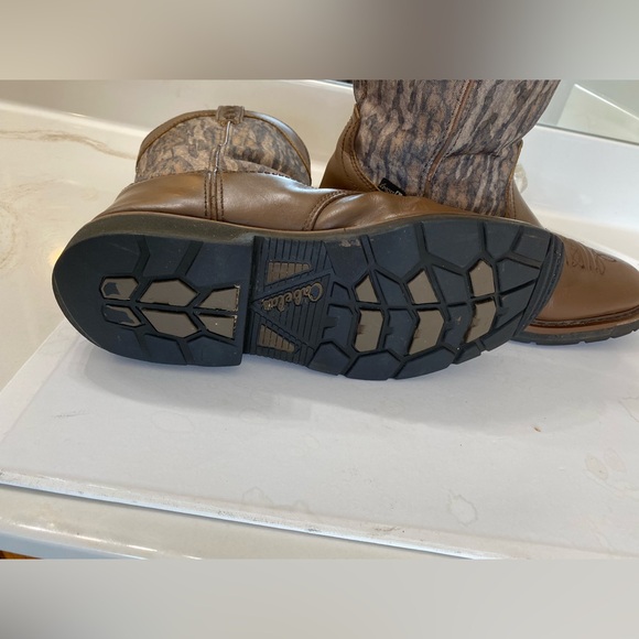 Cabelas SOLD SOLD - Picture 4 of 9